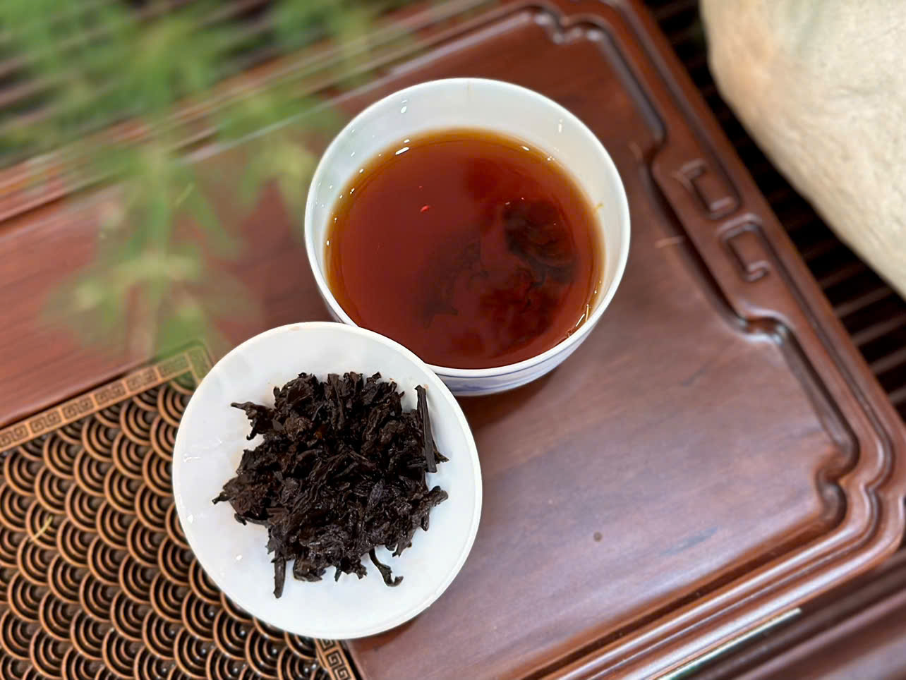 BÁNH TRÀ PHỔ NHĨ CHÍN "BANG CHƯƠNG CUNG ĐÌNH" - 357G - TRÀ NGON LÂU NĂM - VIỆT LONG TRÀ