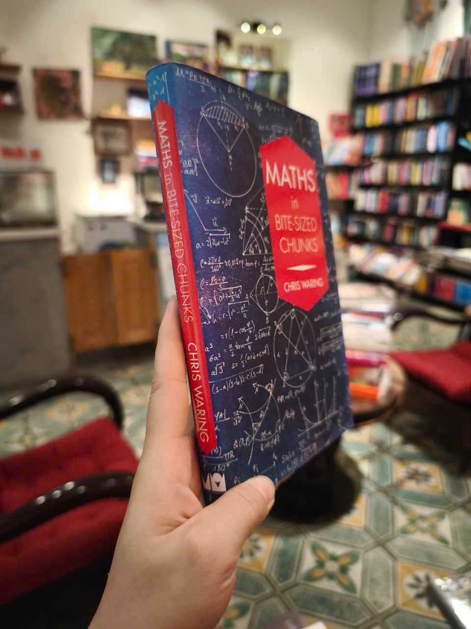 Sách - Maths In Bite-Sized Chunks by Chris Waring - Khoa học toán học tiếng Anh - English Book/ Maths - Science
