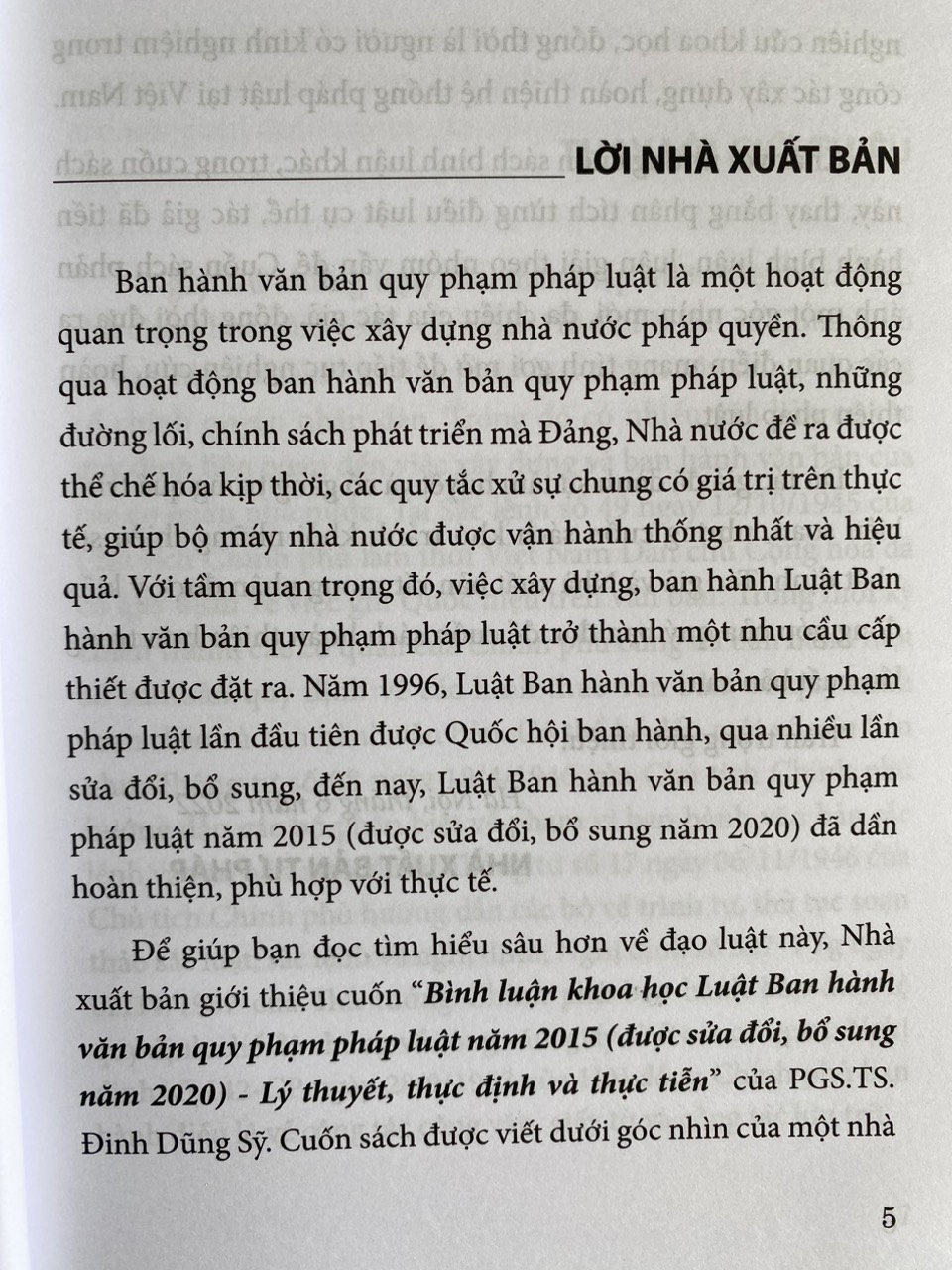 Bình luận khoa học Luật Ban hành văn bản quy phạm pháp luật năm 2015 (được sửa đổi, bổ sung năm 2020) - Lý thuyết, thực định và thực tiễn