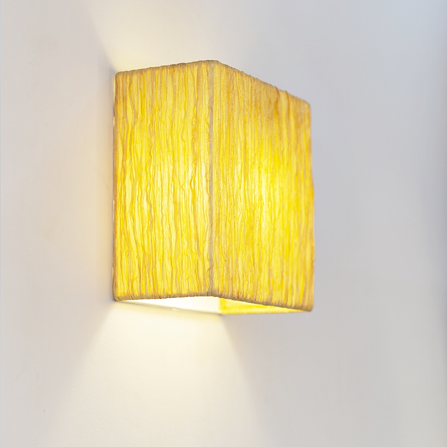 Đèn Áp Tường décor vuông nhỏ lụa nhăn