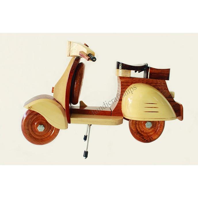 Mô hình xe Vespa gỗ 20cm