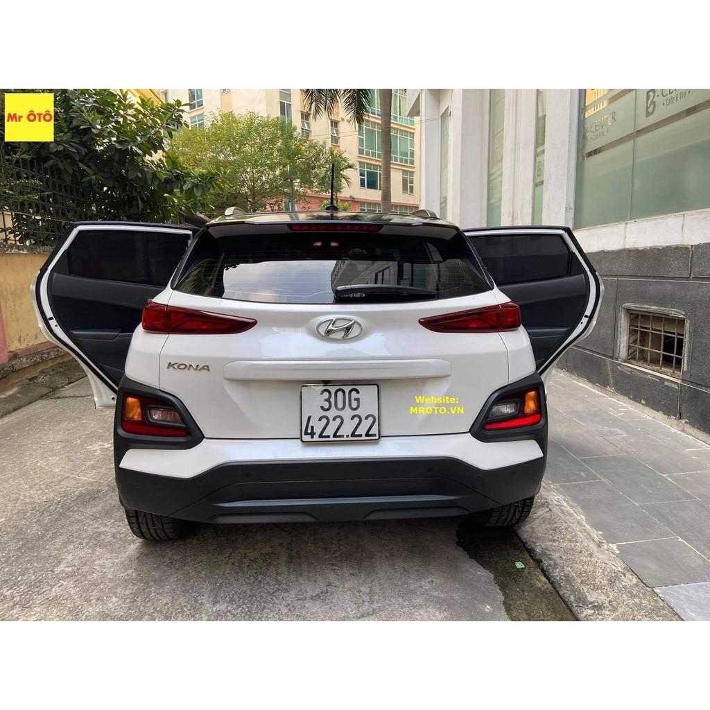 RÈM CHE NẮNG NAM CHÂM CHO XE HYUNDAI KONA .