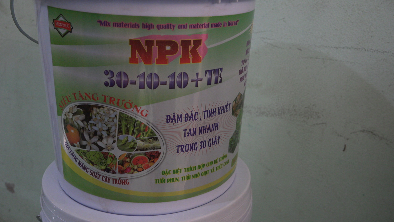 PHÂN BÓN TƯỚI PHUN , TƯỚI NHỎ GIỌT, RẢI GỐC -   NPK 30-10-10  TE , LỚN LÁ , TO LÁ, LỚN TRÁI