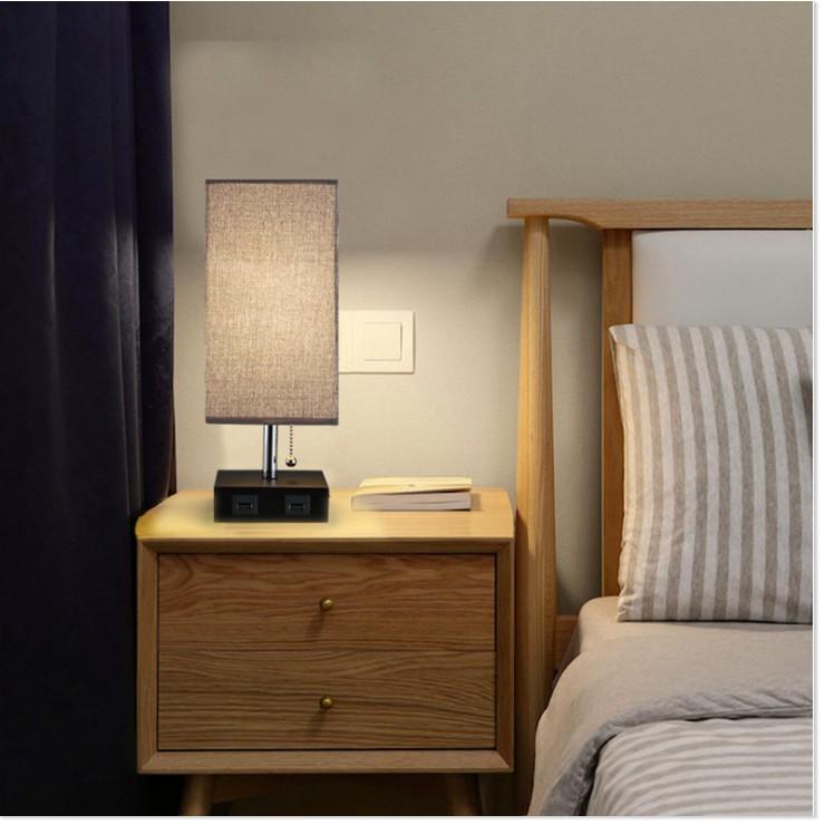 Đèn ngủ để đầu giường tích hợp 2 cổng sạc USB Bedside Table Lamp 5V/2A Gia Dụng SG