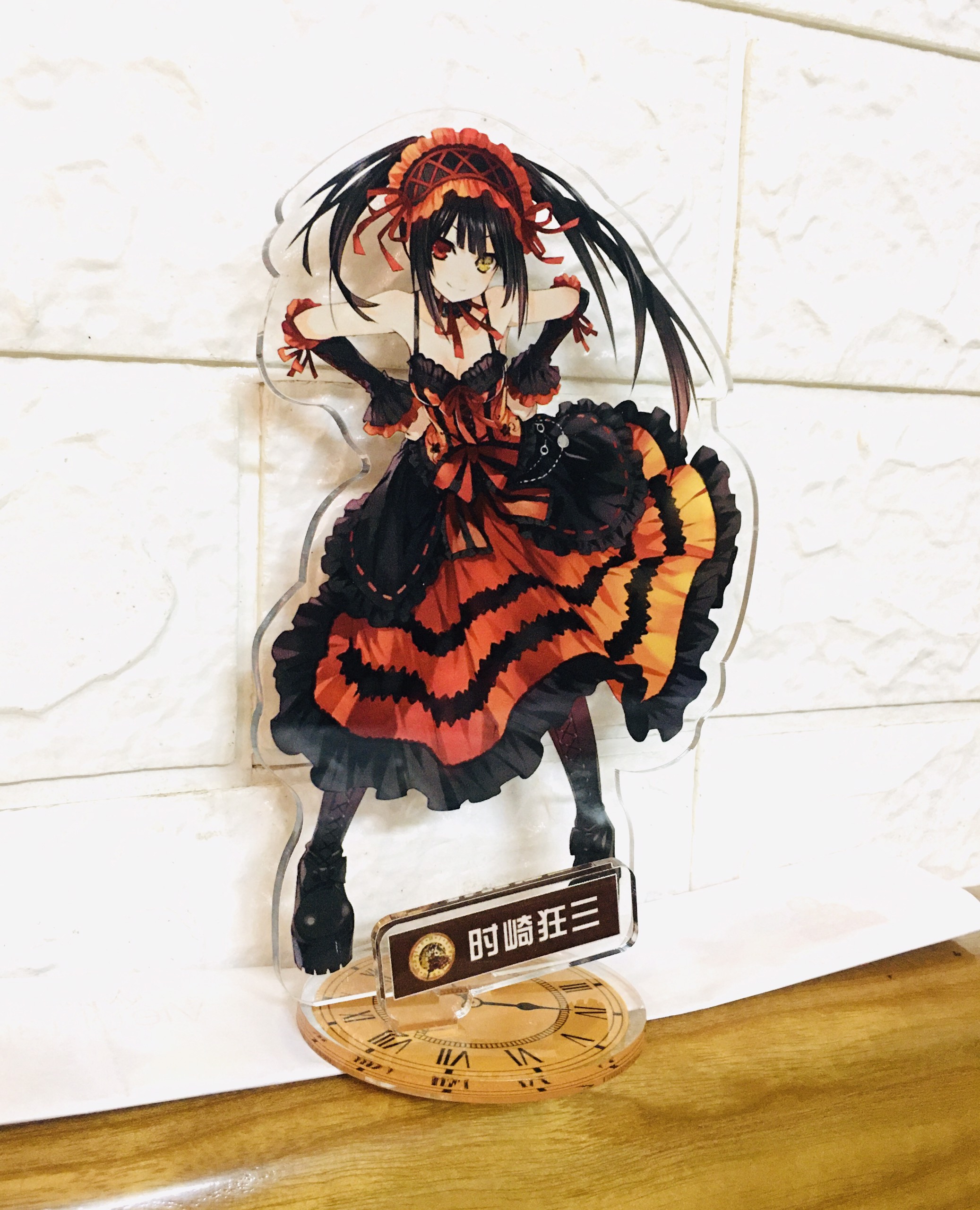 Standee tượng mica trong Date A Live