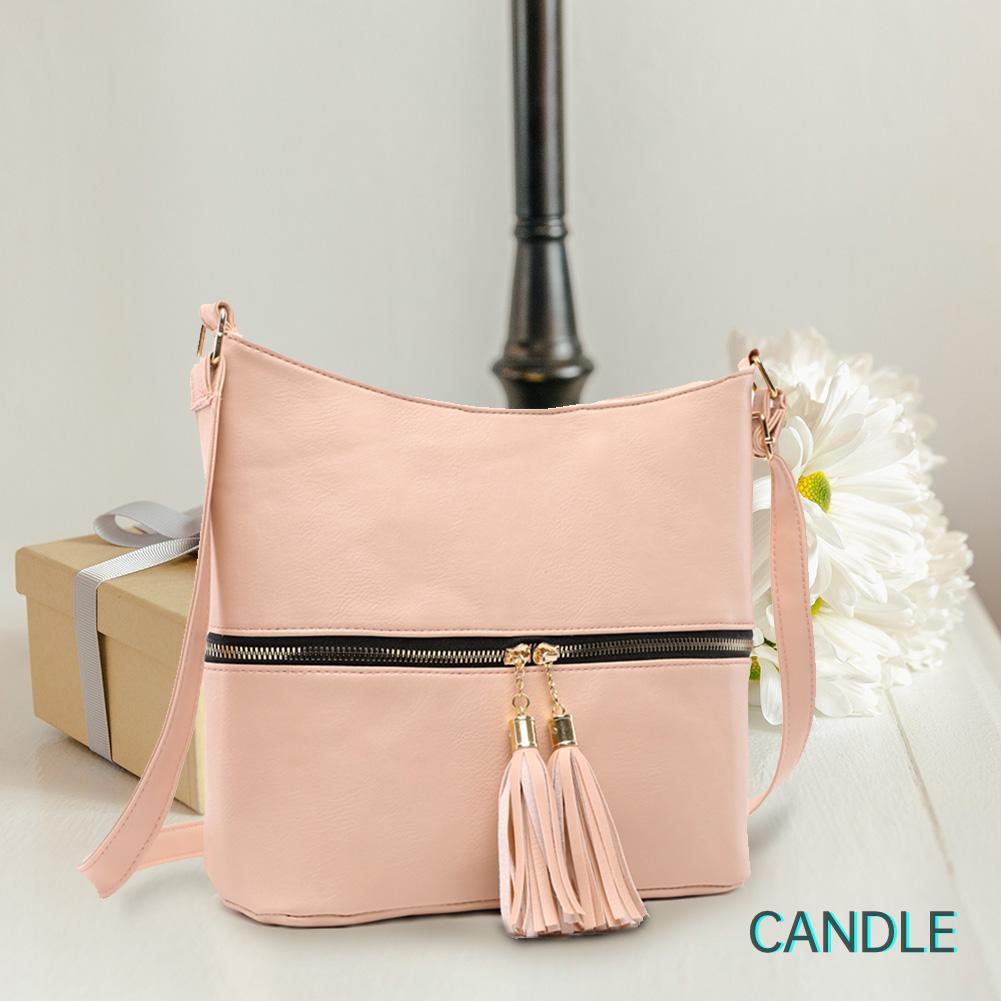 Túi Da Đeo Chéo Màu Trơn Phối Tua Rua