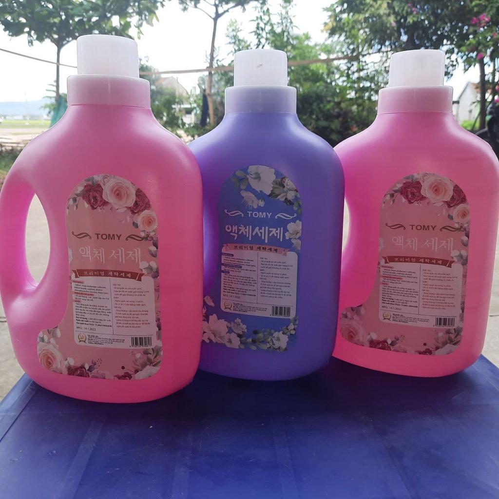 Nước giặt tomy hương hoa siêu lưu hương siêu đậm đặc (chai 2000ml)