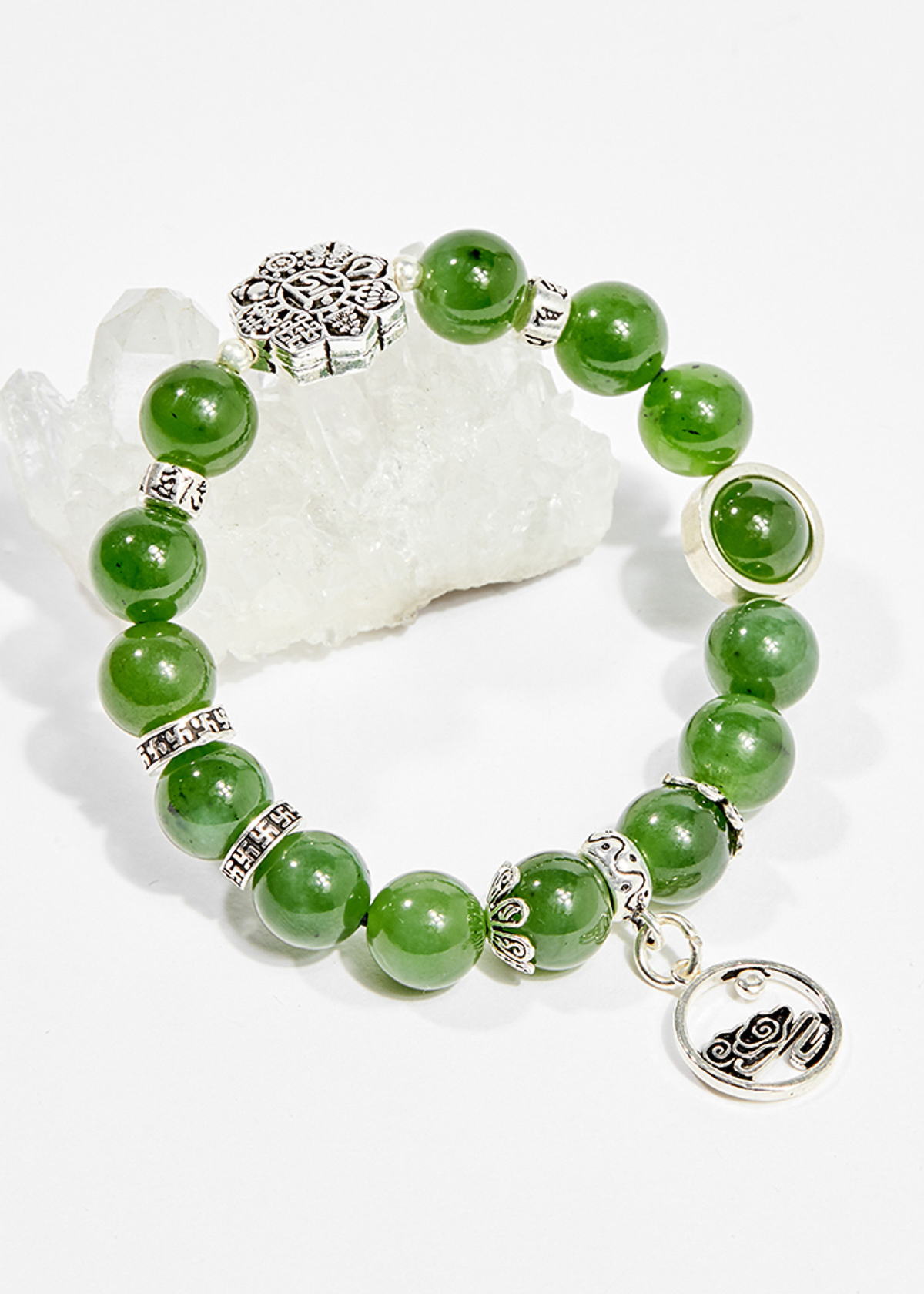 Vòng tay phong thủy đá ngọc bích charm hoa 10mm mệnh hỏa , mộc - Ngọc Quý Gemstones
