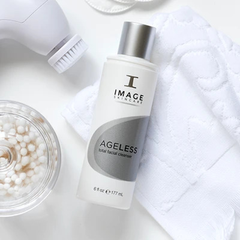 Sữa Rửa Mặt Làm Trắng Và Trẻ Hóa Da - Image Ageless Total Facial Cleanser (177ml)