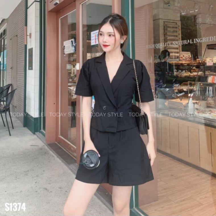 Set áo vest tay ngắn và quần ngắn dễ thương