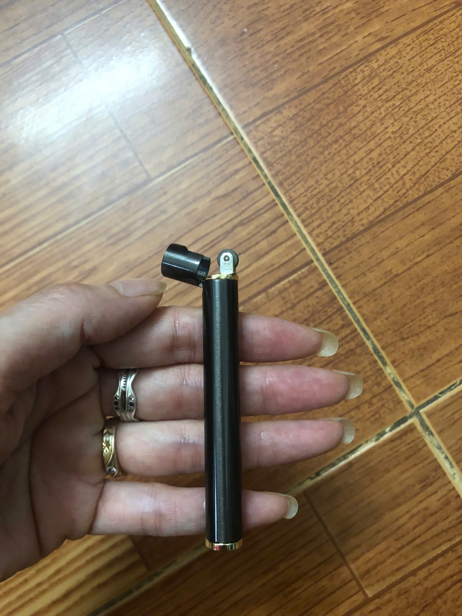 Vỏ hộp quẹt bật lửa ga đá nhỏ gọn nhiều màu