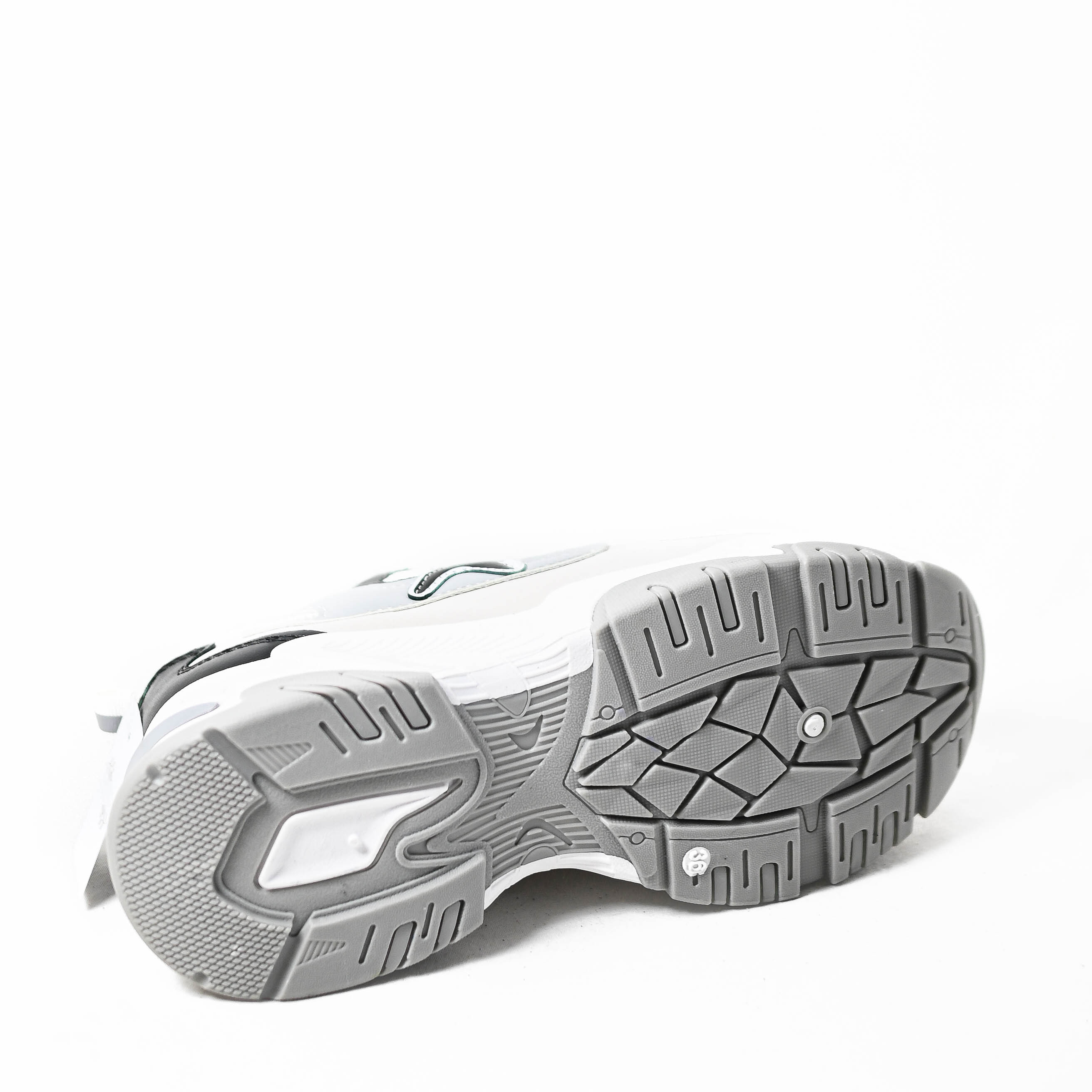 Giày thể thao nữ đế gồ