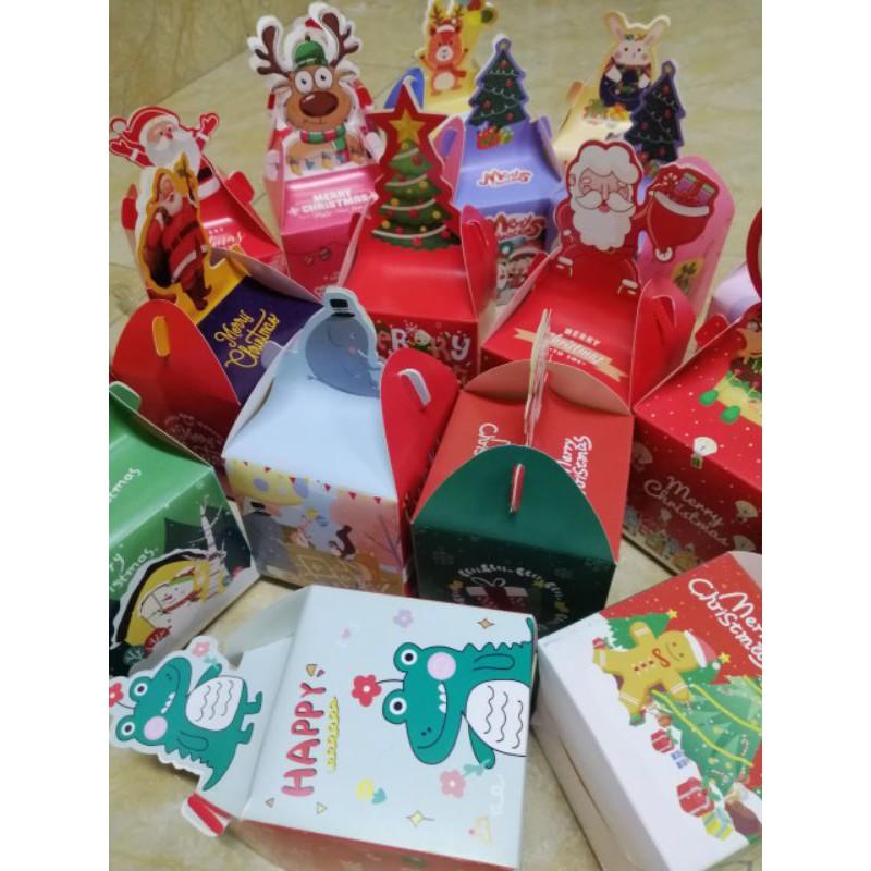 Hộp đựng tất Noel . hộp quà