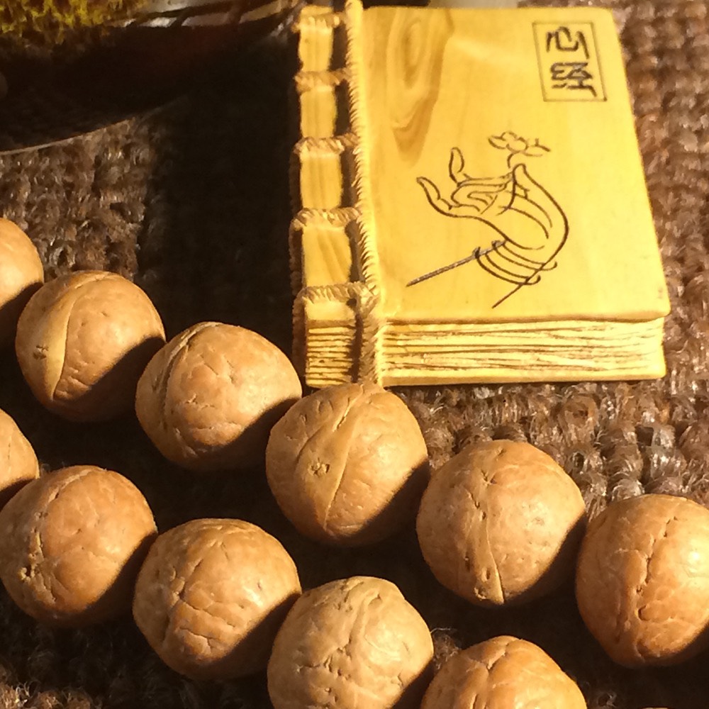 VÒNG TAY BỒ ĐỀ MẮT PHẬT TỰ NHIÊN NEPAL 14ly VÀ ĐÁ DẠ QUANG LỤC TỰ OM MANI