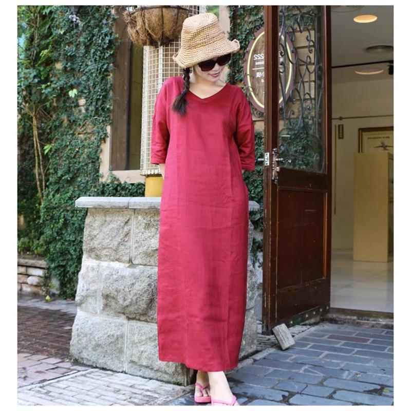 Đầm suông linen dáng dài cổ tim tay lỡ - Đỏ đô