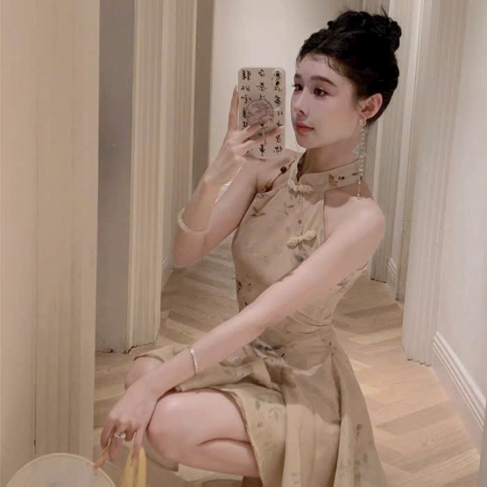 ĐẦM XOÈ CỔ TÀU CHẤT TƠ LÊN  MÀU Y HÌNH