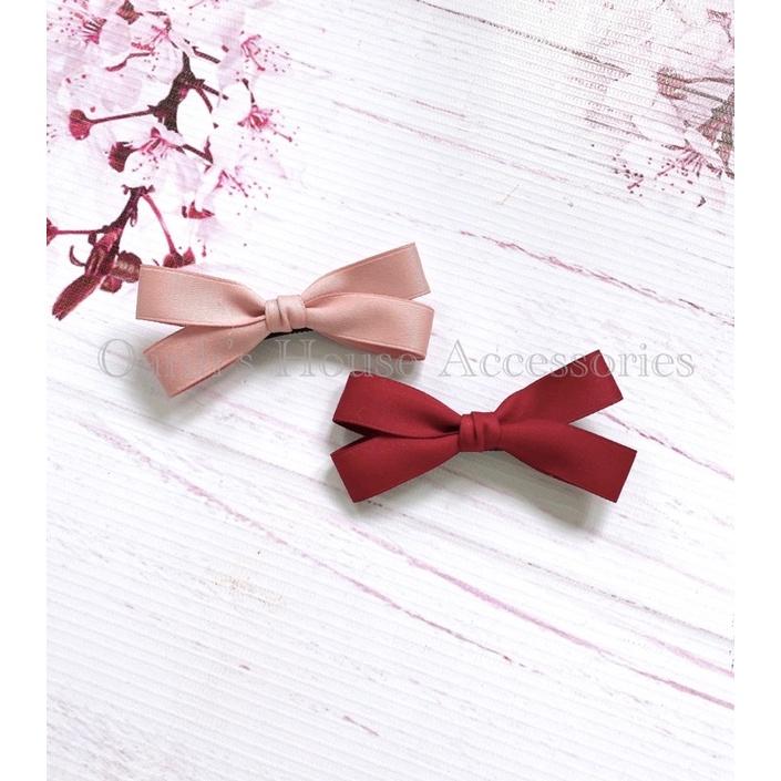Kẹp mái vải lụa polyester