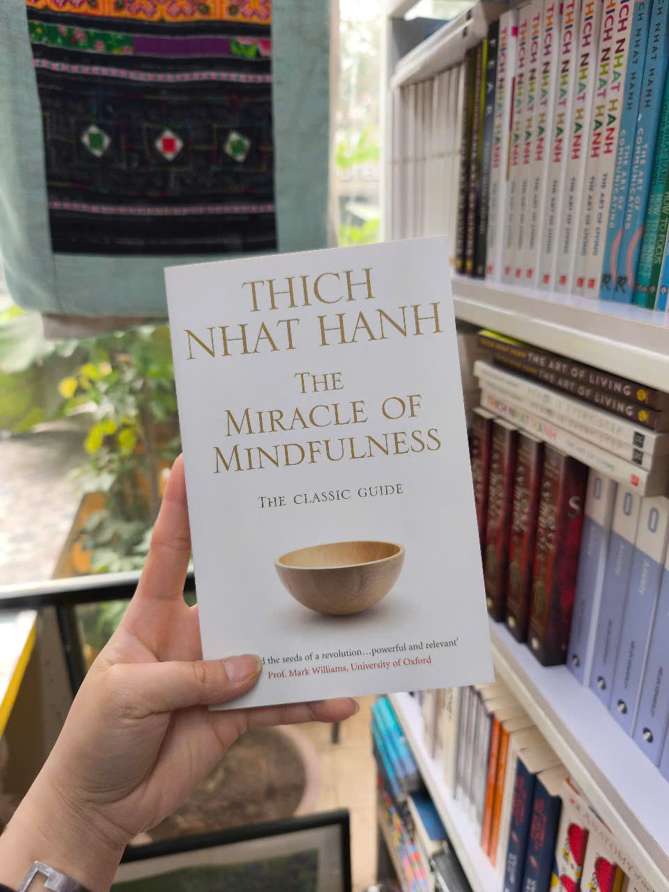 Sách - The Miracle of Mindfulness by Thích Nhất Hạnh