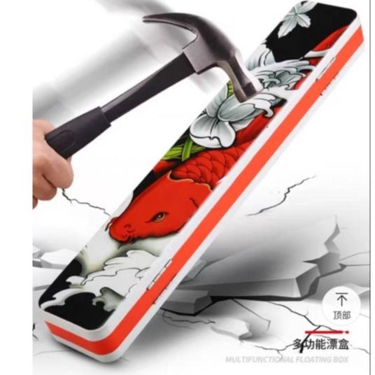 Hộp đựng phụ kiện câu đài 3 ngăn cao cấp họa tiết cá chép. Hộp đựng phao, đựng trục, đựng thẻo câu đài