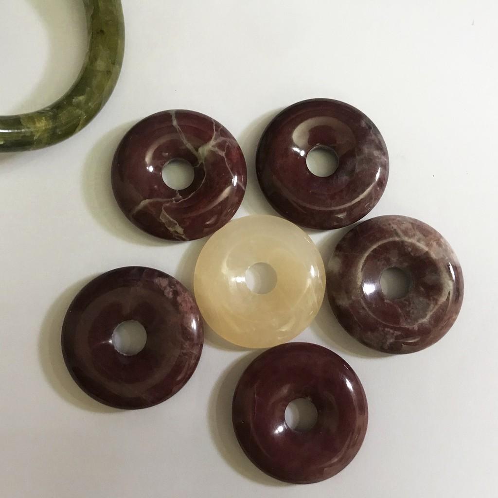 Đồng điếu trắng cho người mệnh Thủy và kim bản 3 cm có dây đeo