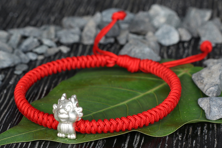 Vòng Tay Kết Dây Tuổi Thìn Ngọc Quý Gemstones