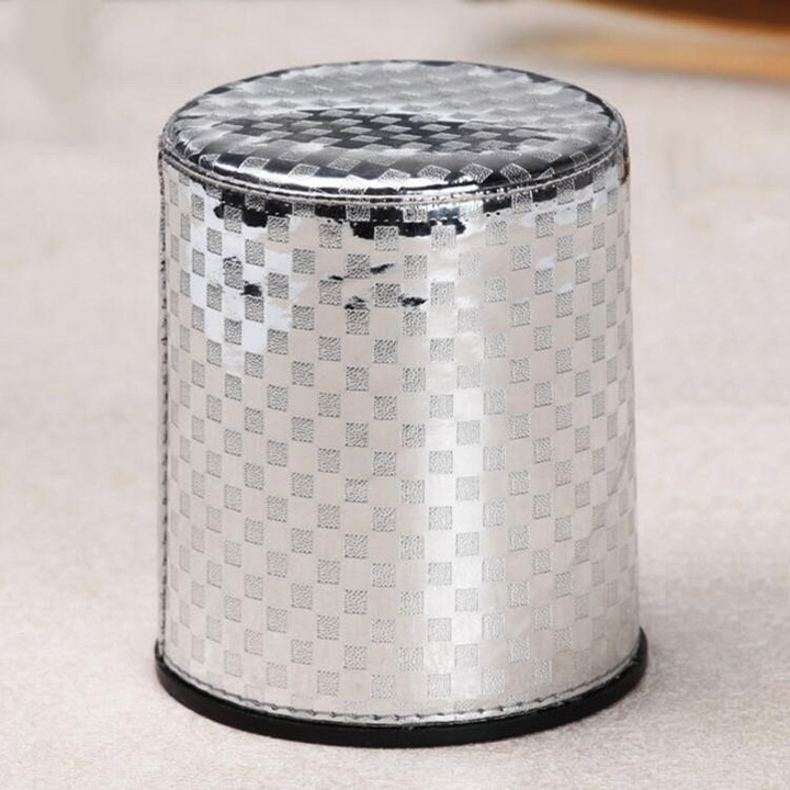 Lắc xí ngầu sang trọng dùng cho quán bar, karaoke kèm 5 viên xí ngầu V.2