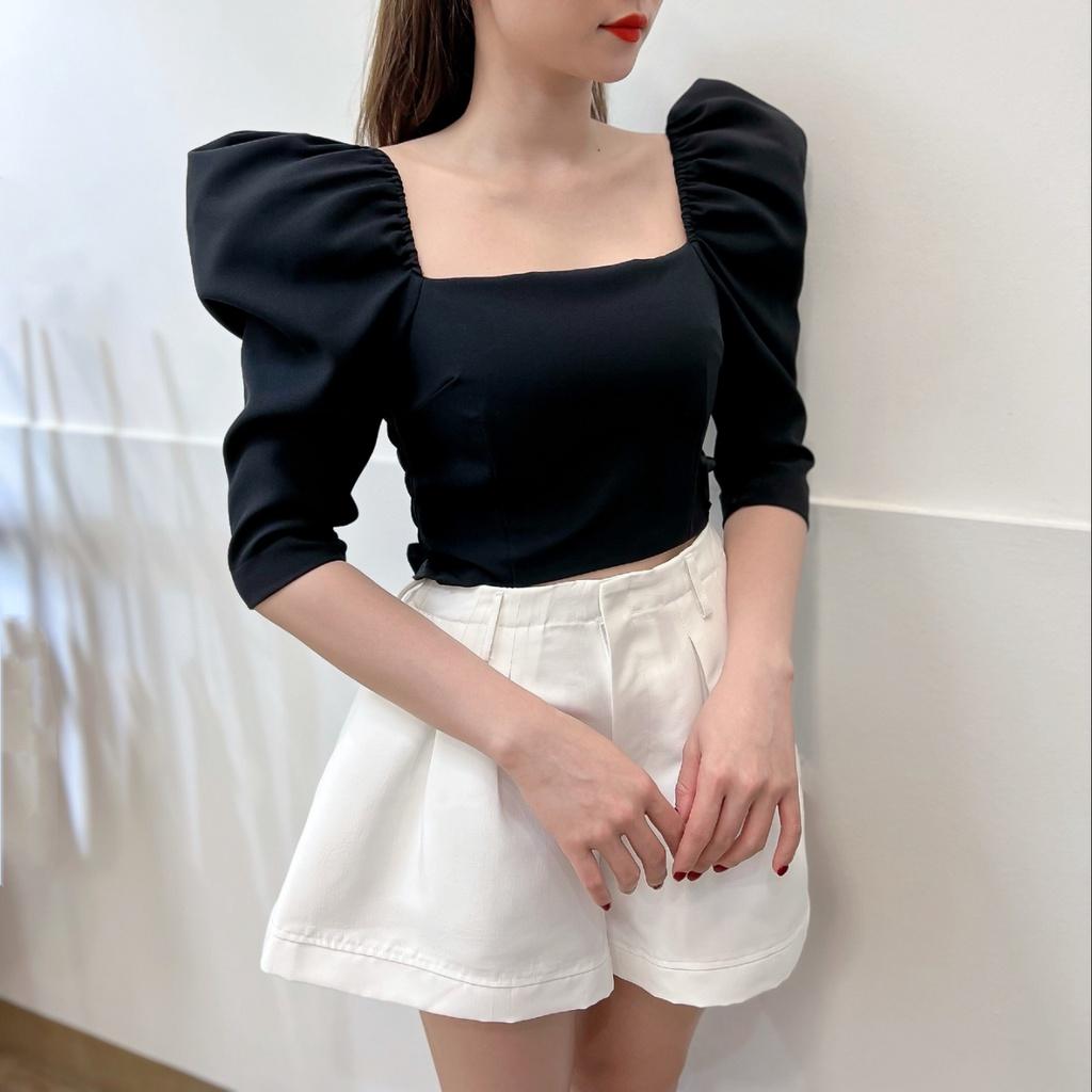 KIOBI – Áo kiểu Ari form croptop ôm cúp ngang ngực, tay phồng lửng nhún thun cổ điển, vải cotton Thái đen - KIA2061D