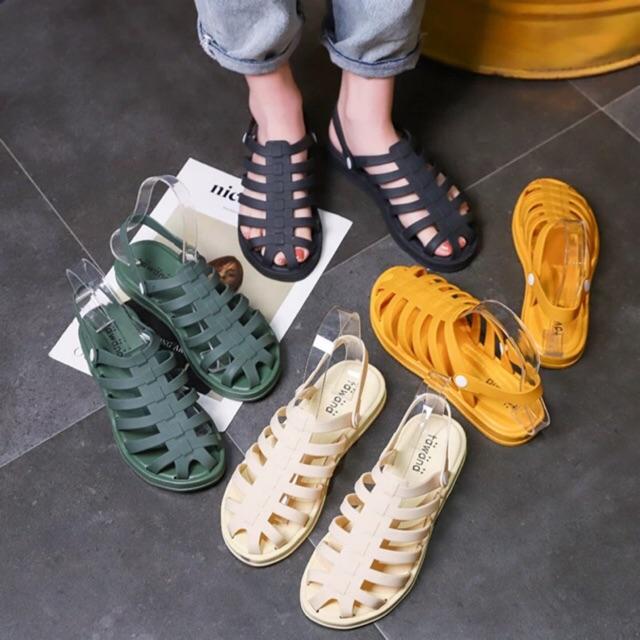 Dép sục nhựa mềm