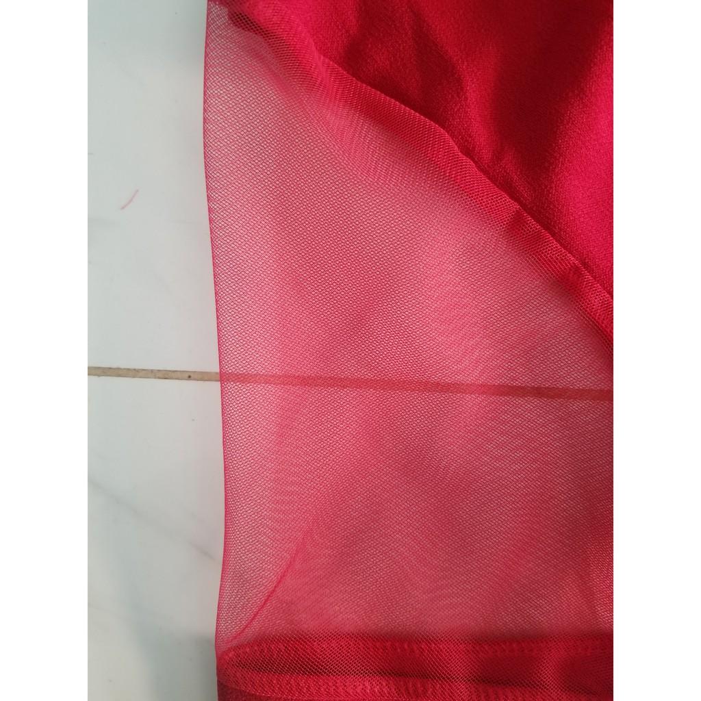 Đầm Trơn ren tay đỏ đô vải cát