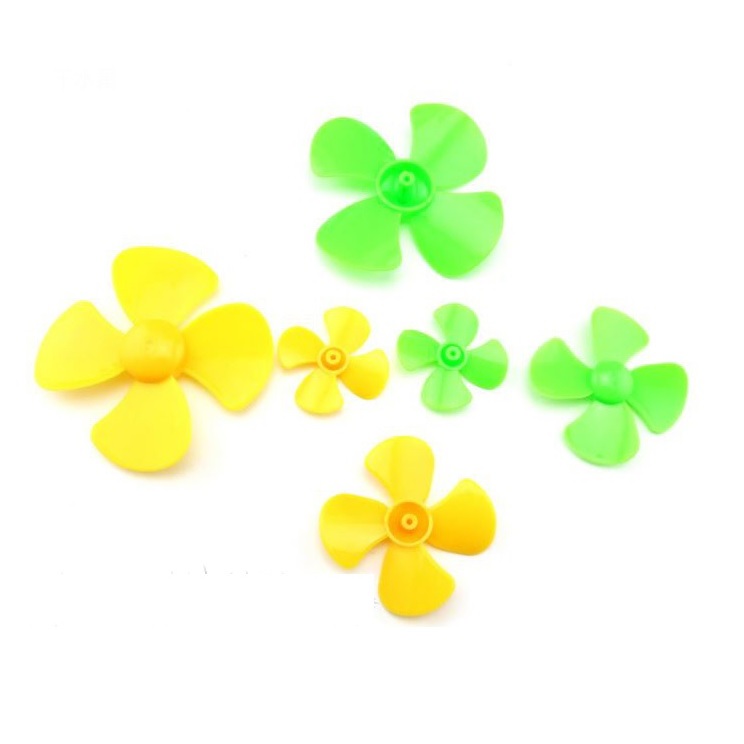 Chân vịt cánh quạt 4 cánh đường kính 40mm, 56mm, 80mm trục 2mm, giá bán 1 cái