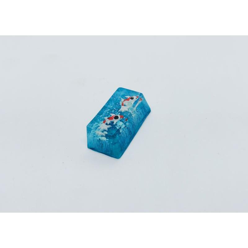 Keycap artisan cá koi BACKSPACE 2U trang trí bàn phím cơ gaming (tone xanh lam)