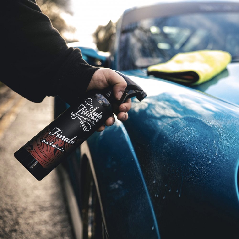 Làm bóng lớp sơn ở khu vực khó tiếp cận, chống vệt nước 5L Auto Finesse - FINALE