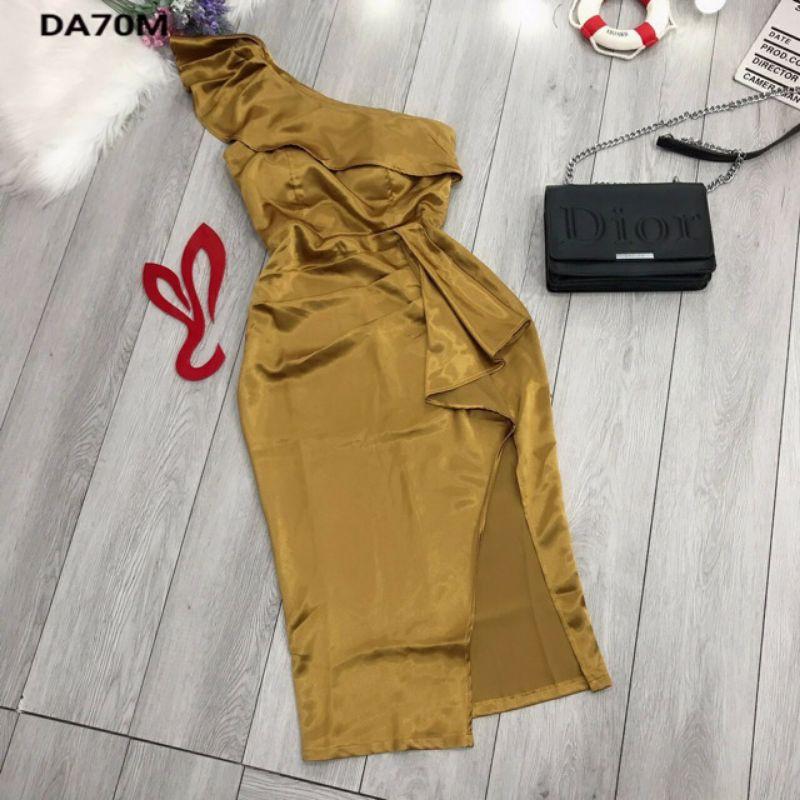 Đầm body phi bóng viền bèo lệch vai