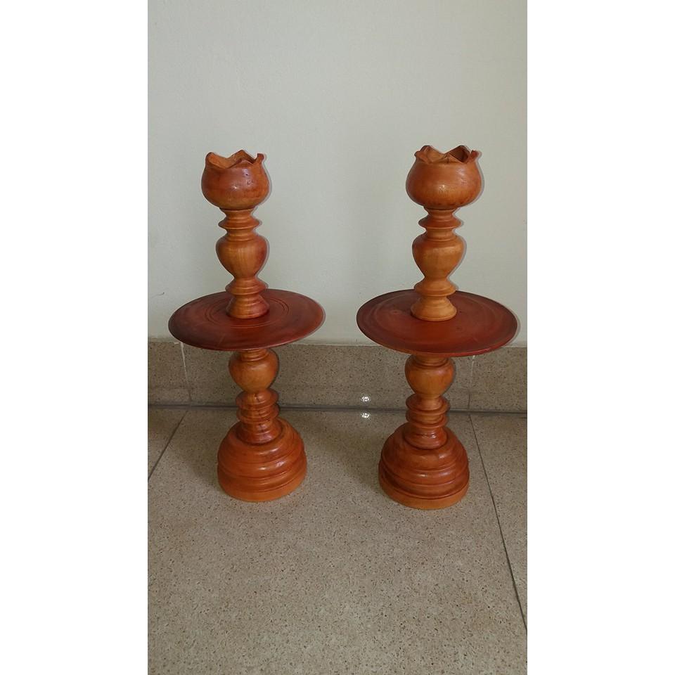 Đèn thờ một đôi -làm bằng gỗ mít kích thước cao 50cmx20cmx20cm