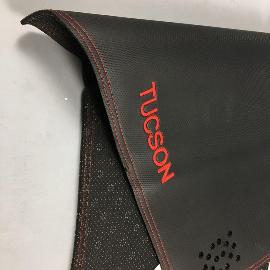 Thảm taplo TucSon 2017-2021 - da vân carbon cao cấp