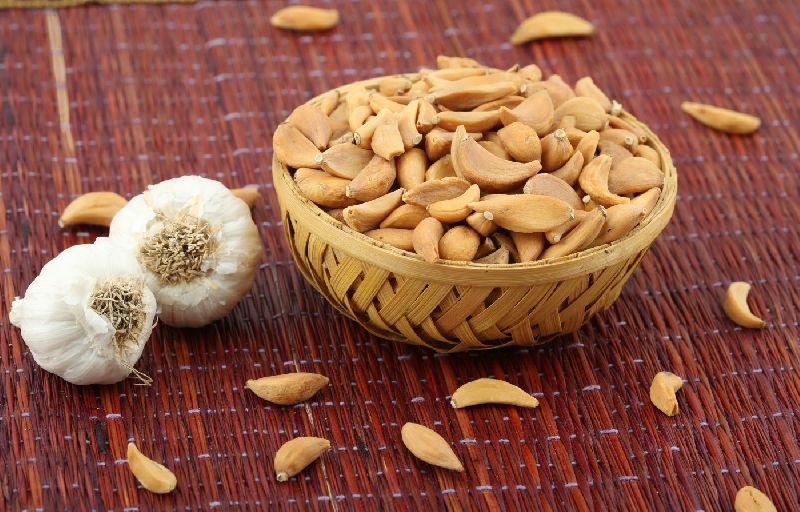 Tỏi Khô Nguyên Tép Ông Chà Và 500g (Dried Garlic)