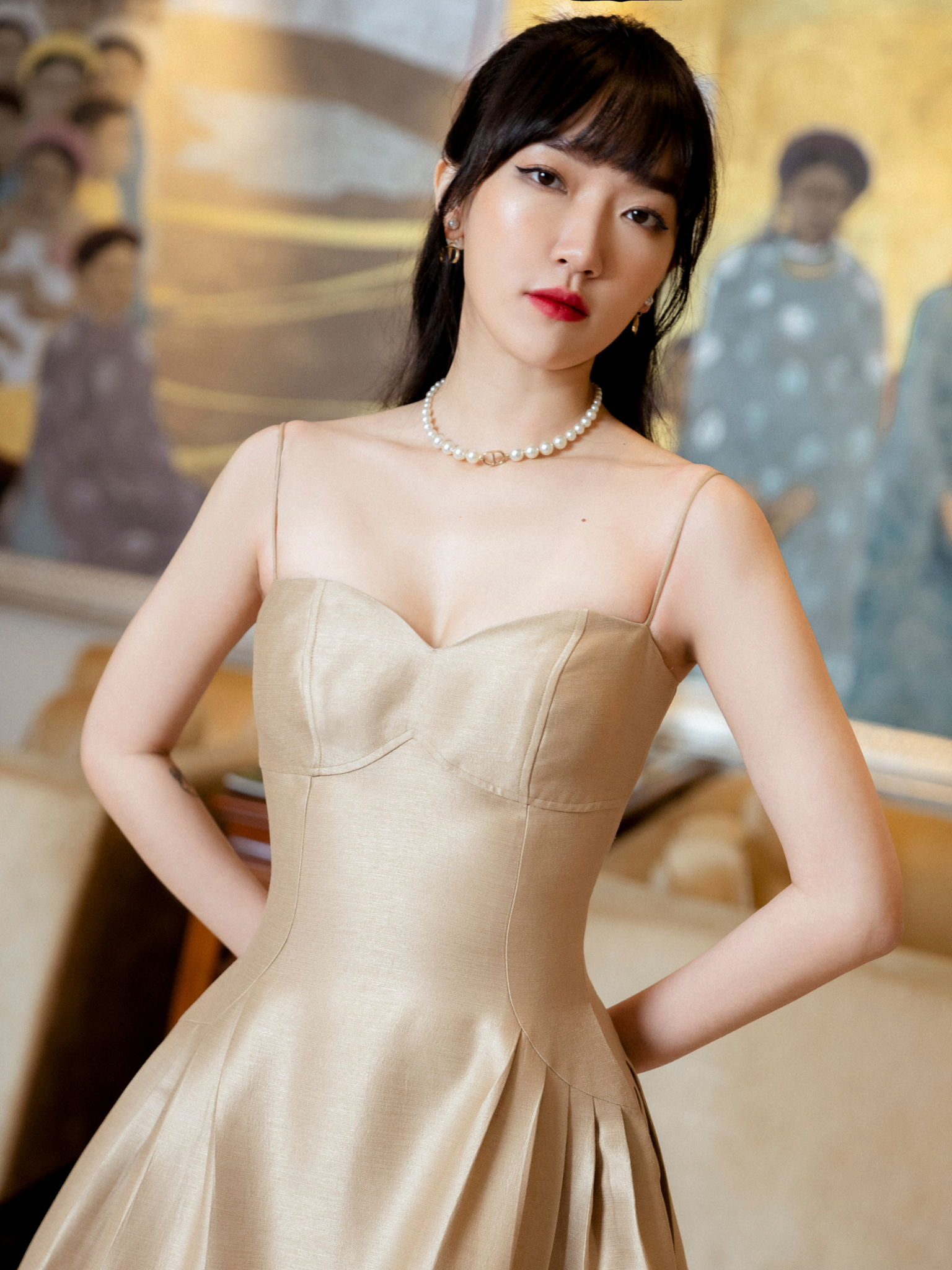 RECHIC Đầm dài Armie hai dây dáng dài xếp li ở eo phù hợp đi tiệc