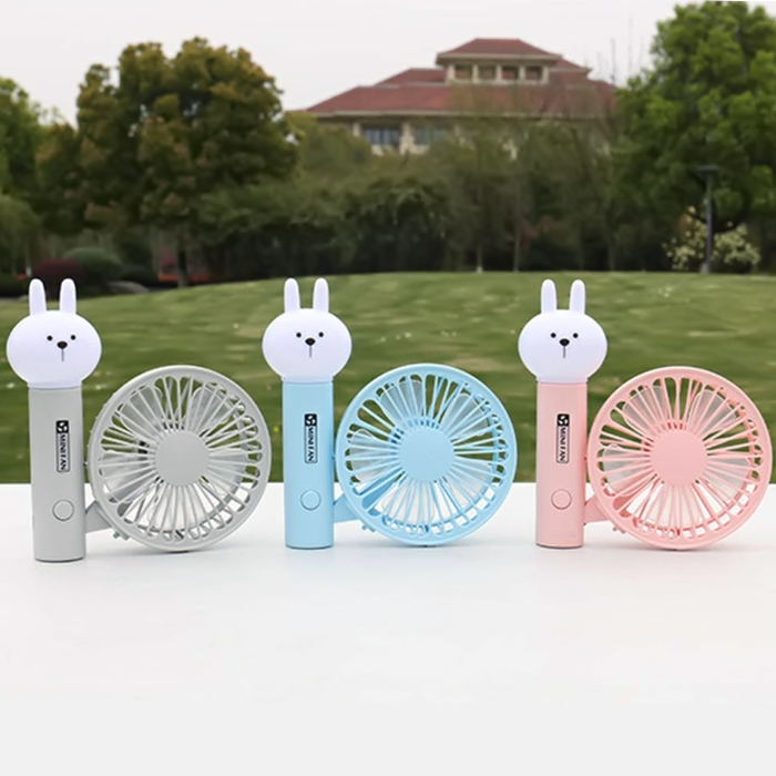Quạt Mini Để Bàn Có Led Hình Thú Cưng Nhiều Màu - Giao Hình Ngẫu Nhiên - Hàng Nhập Khẩu