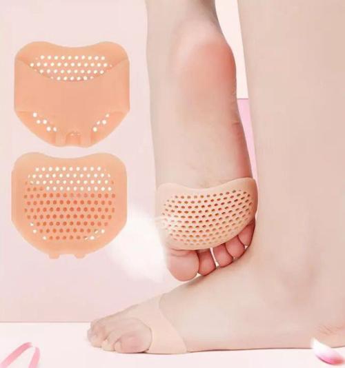Hình ảnh Phụ kiện giầy bảo vệ chân tặng Sticker 2D Jibbitz trang trí giầy dép, ba lô (Giao mẫu ngẫu nhiên)