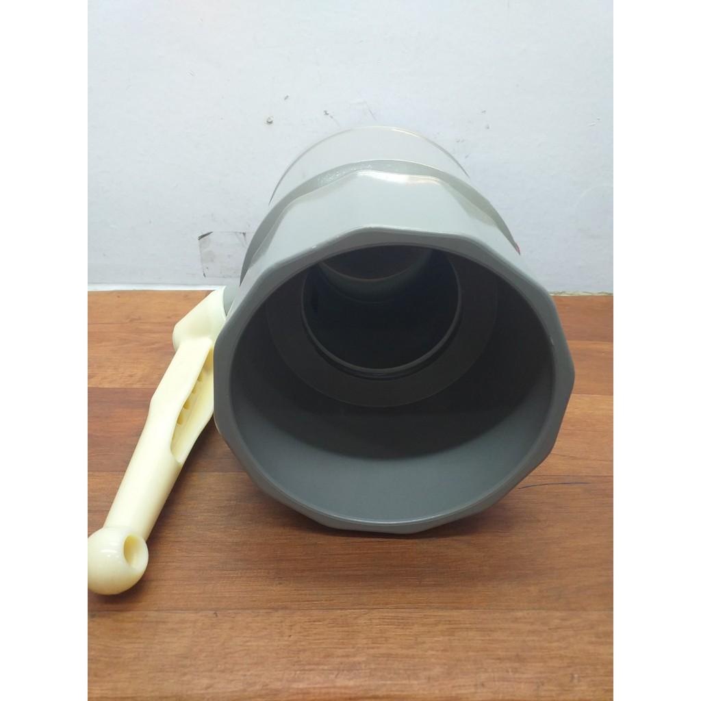 Van nhựa PVC phi 140 Tay trắng – 5"