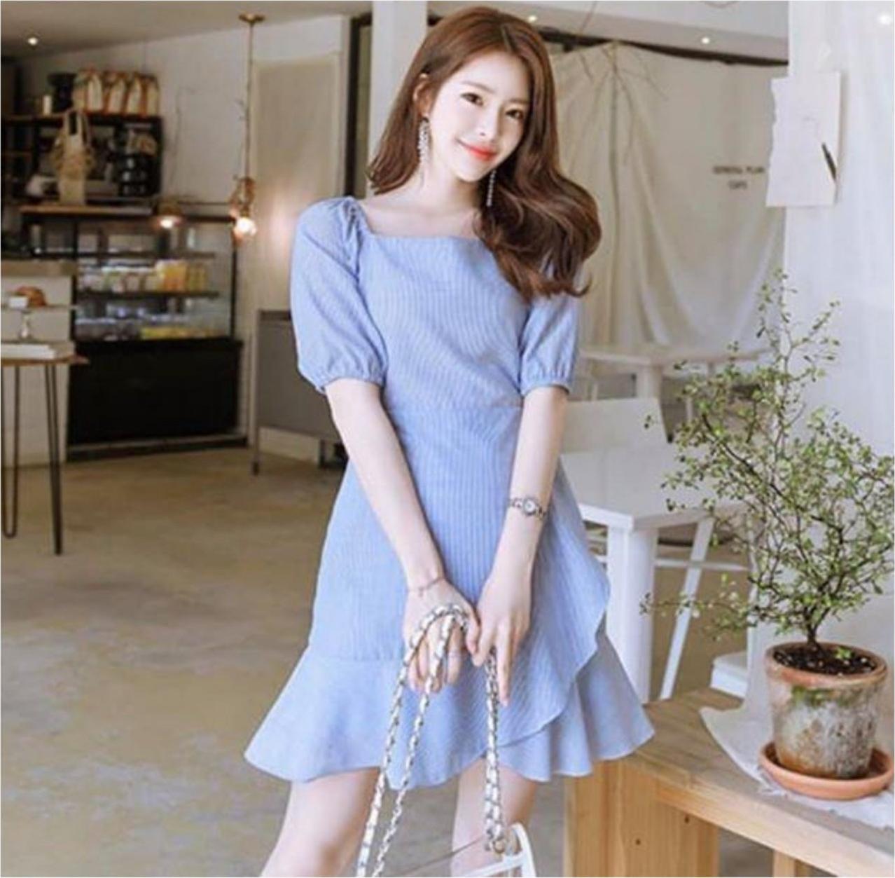 Đầm xòe sọc kẻ cổ u xinh xinh GD1113