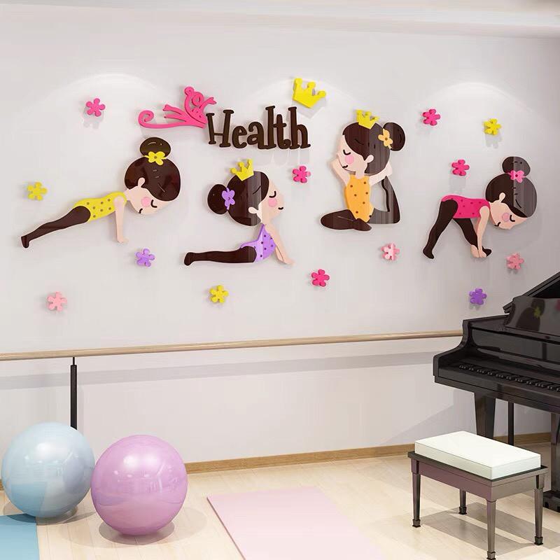 Tranh 3D mica dán tường các cô gái tập yoga, decal trang trí phòng tập thể dục dễ thương