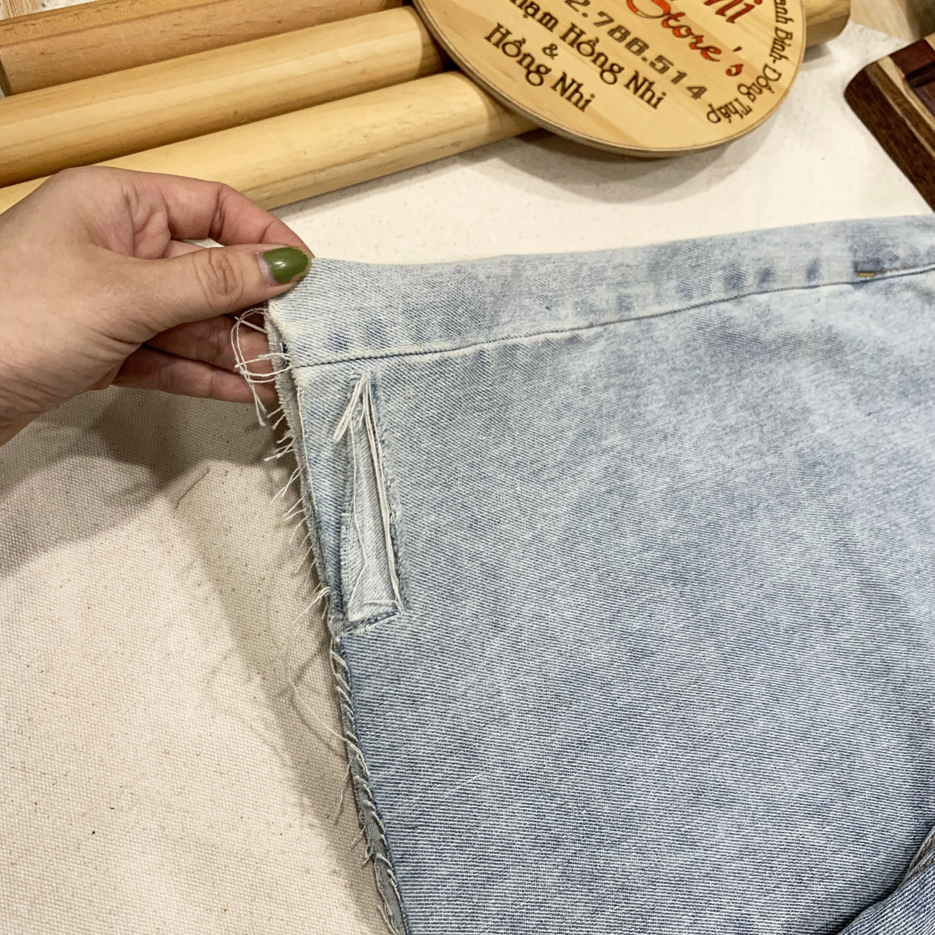 Quần Short Jean Ngố Đùi Rách Gối Tưa Lai Cạp Cao Ống Rộng Ulzzang - MM