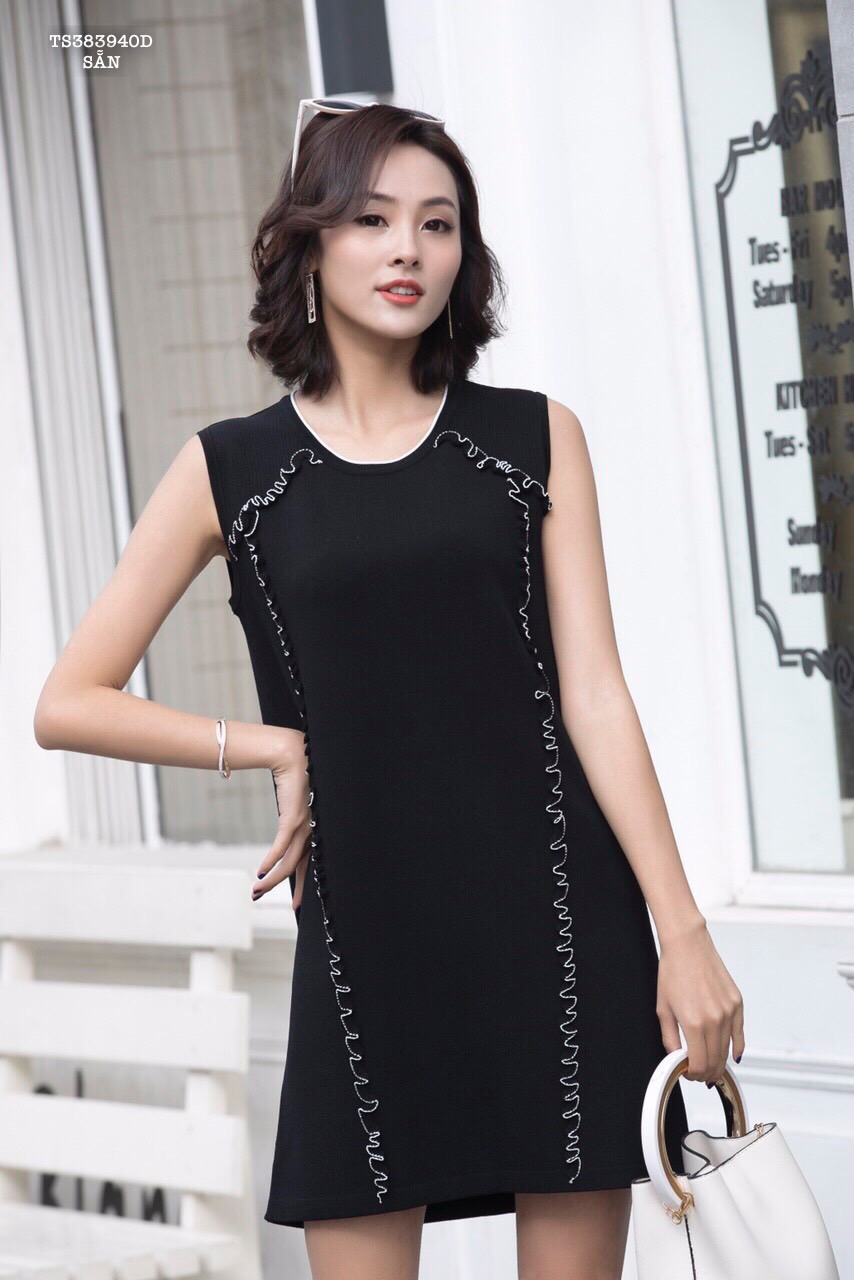 Đầm Suông Chữ A Cổ Tròn Free Size 50-55Kg