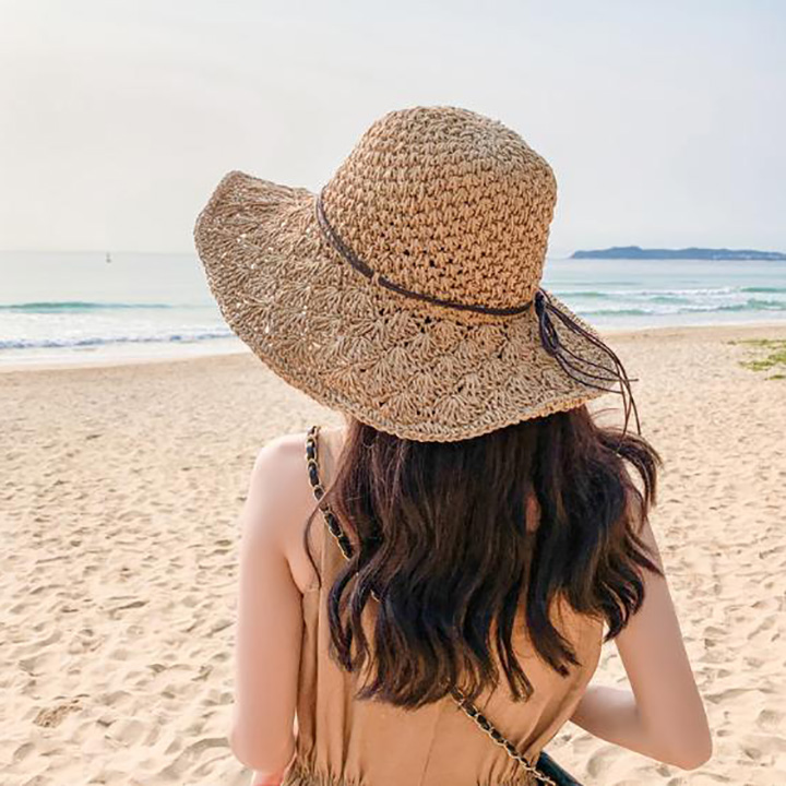 Mũ móc len chất liệu cói style Hàn Quốc thiết kế thanh lịch thích hợp cho phụ nữ khi đi biển, du lịch