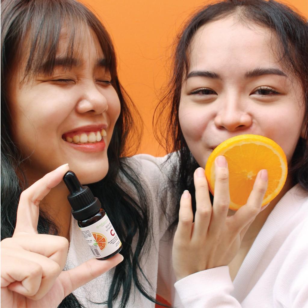 Serum Trắng Da Vitamin C Dưỡng Sáng, Mờ Thâm Bổ Sung HA & Collagen MILAGANICS 10ml