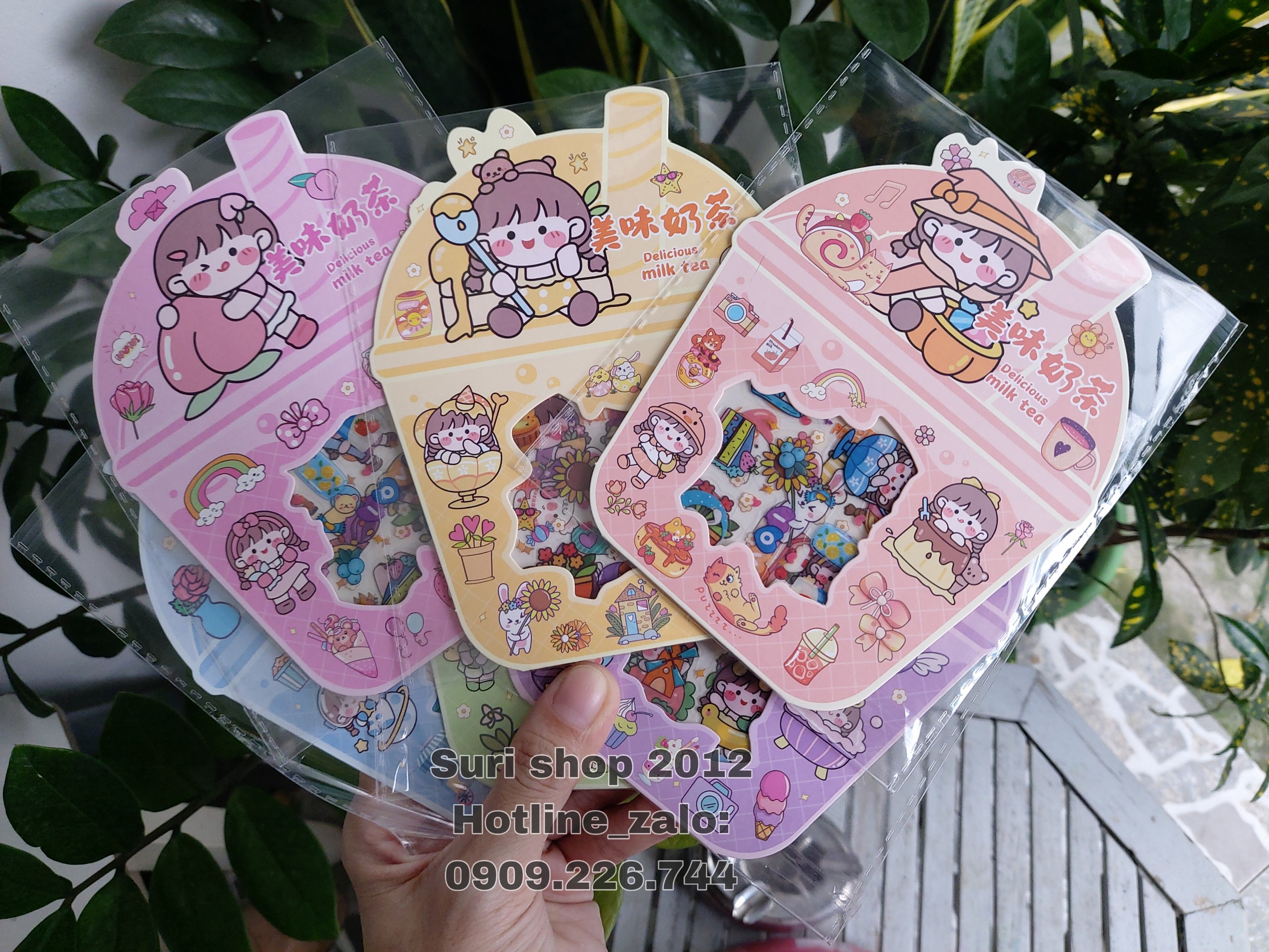 Hình dán ticker , icon trang trí tập vở,bình nước, điện thoại siêu cute ( set 4 tấm ) loại 1 xịn