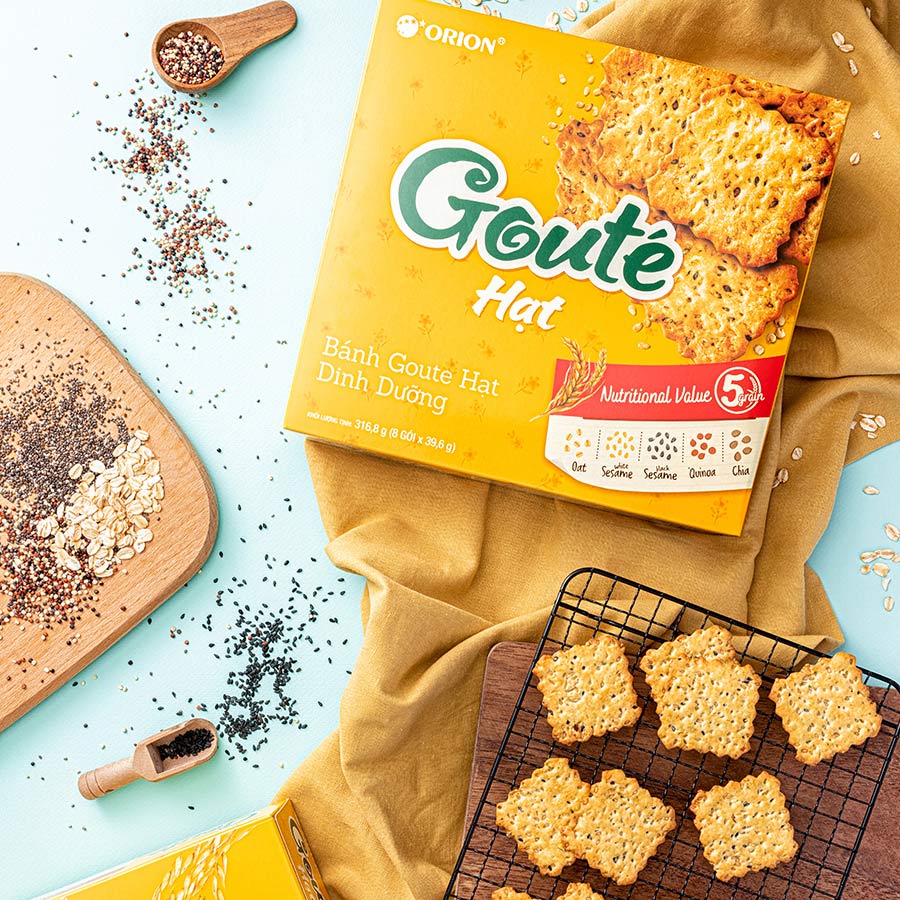 Bánh Goute Hạt dinh dưỡng hộp 8 gói (316.8g)