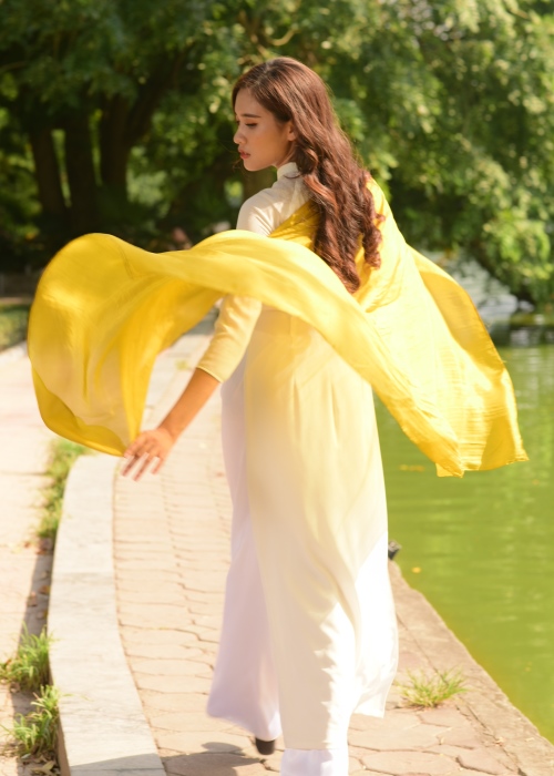 Khăn Choàng Thời Trang SenSilk Vàng 100% Lụa Tơ Tằm - Handmade Silk Gift