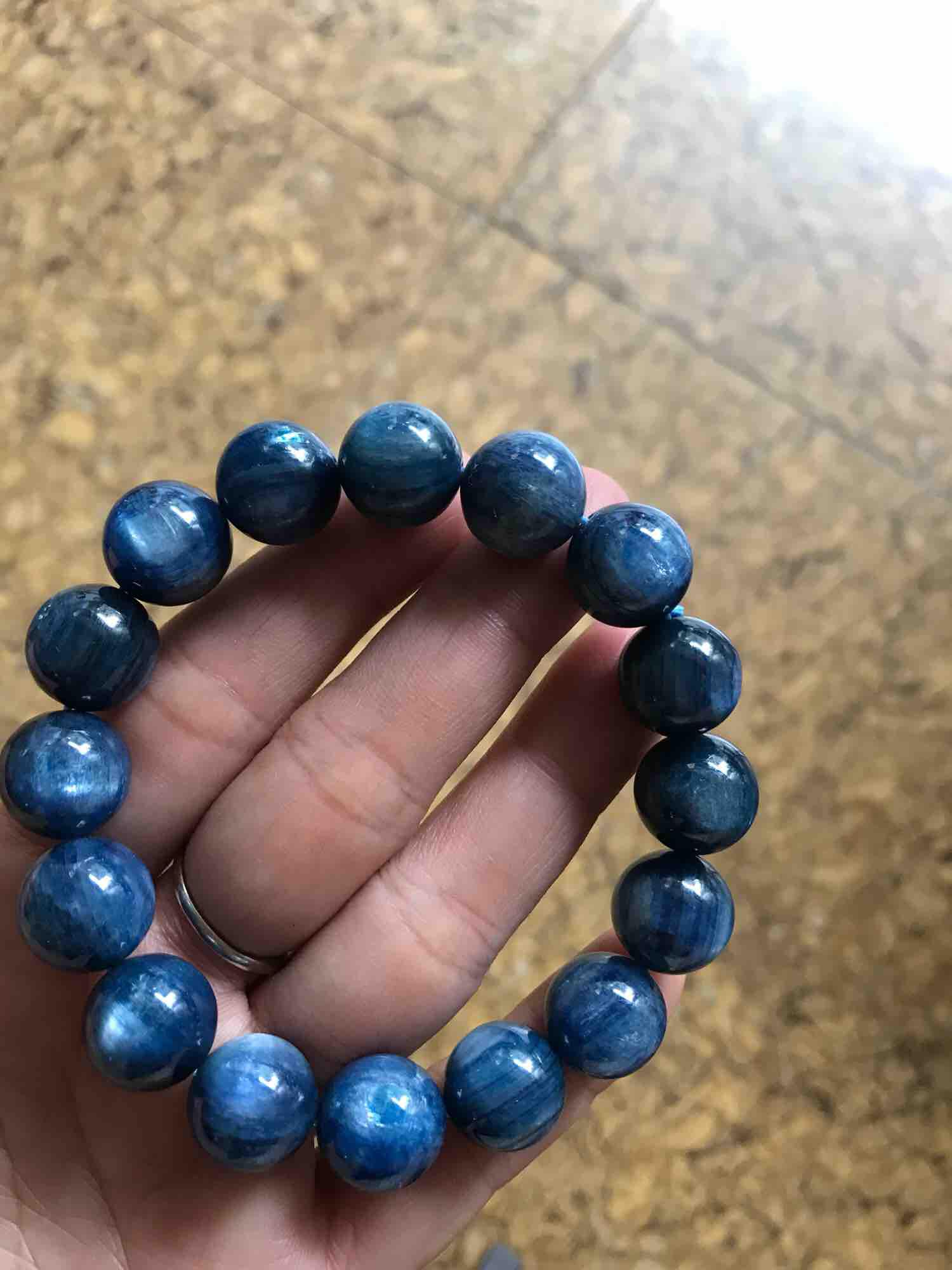 VÒNG KYANITE ĐẸP 13LY5 NAM mệnh THUỶ MỘC